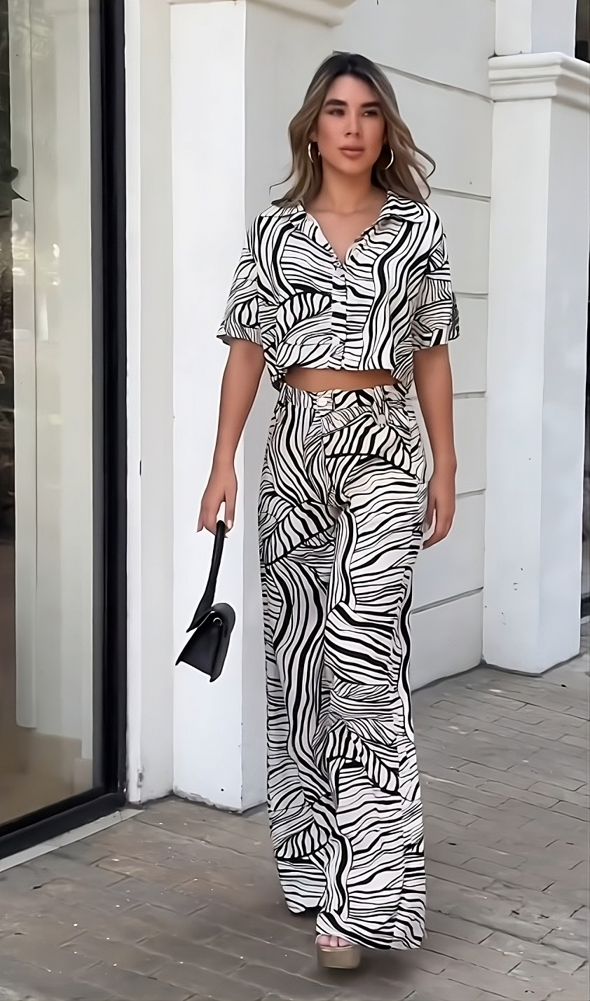 Zebra Wave Co-ord Set – Black & White