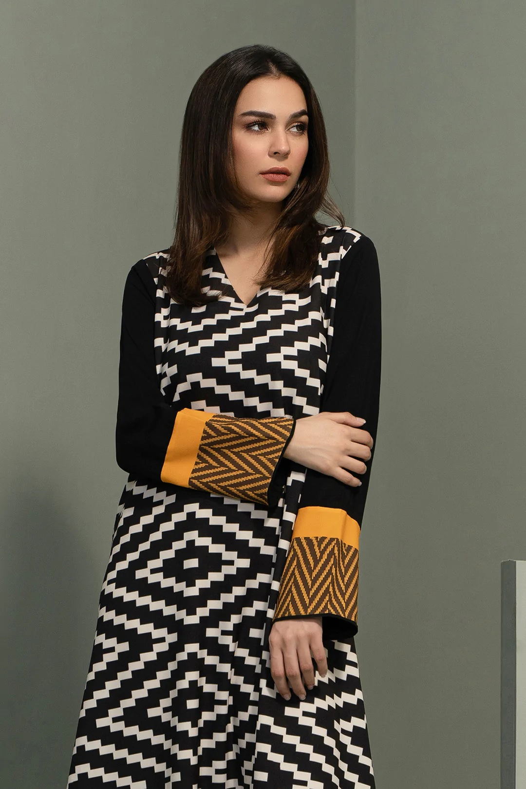 Geometric Print Long Dress – Black & Mustard Statement Style
