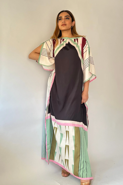 Elegant Black & Green Geometric Printed Kaftan