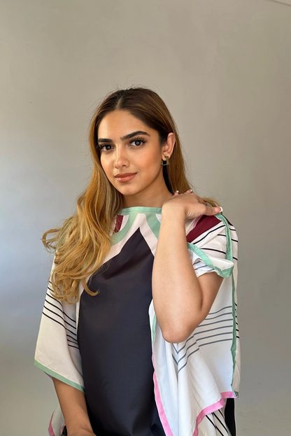 Elegant Black & Green Geometric Printed Kaftan