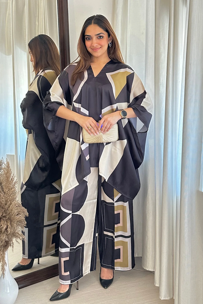 Geometric Harmony Kaftan Set – Black & Gold Luxe Edition