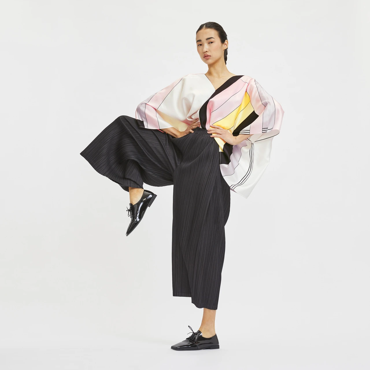 Pastel Wave Silk Kaftan Top with Black Pleated Wide-Leg Pants