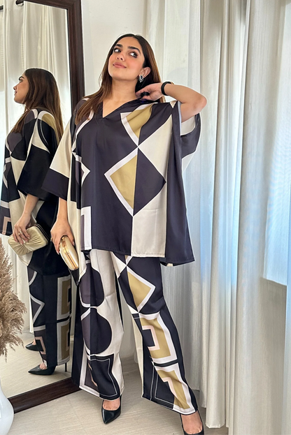 Geometric Harmony Kaftan Set – Black & Gold Luxe Edition