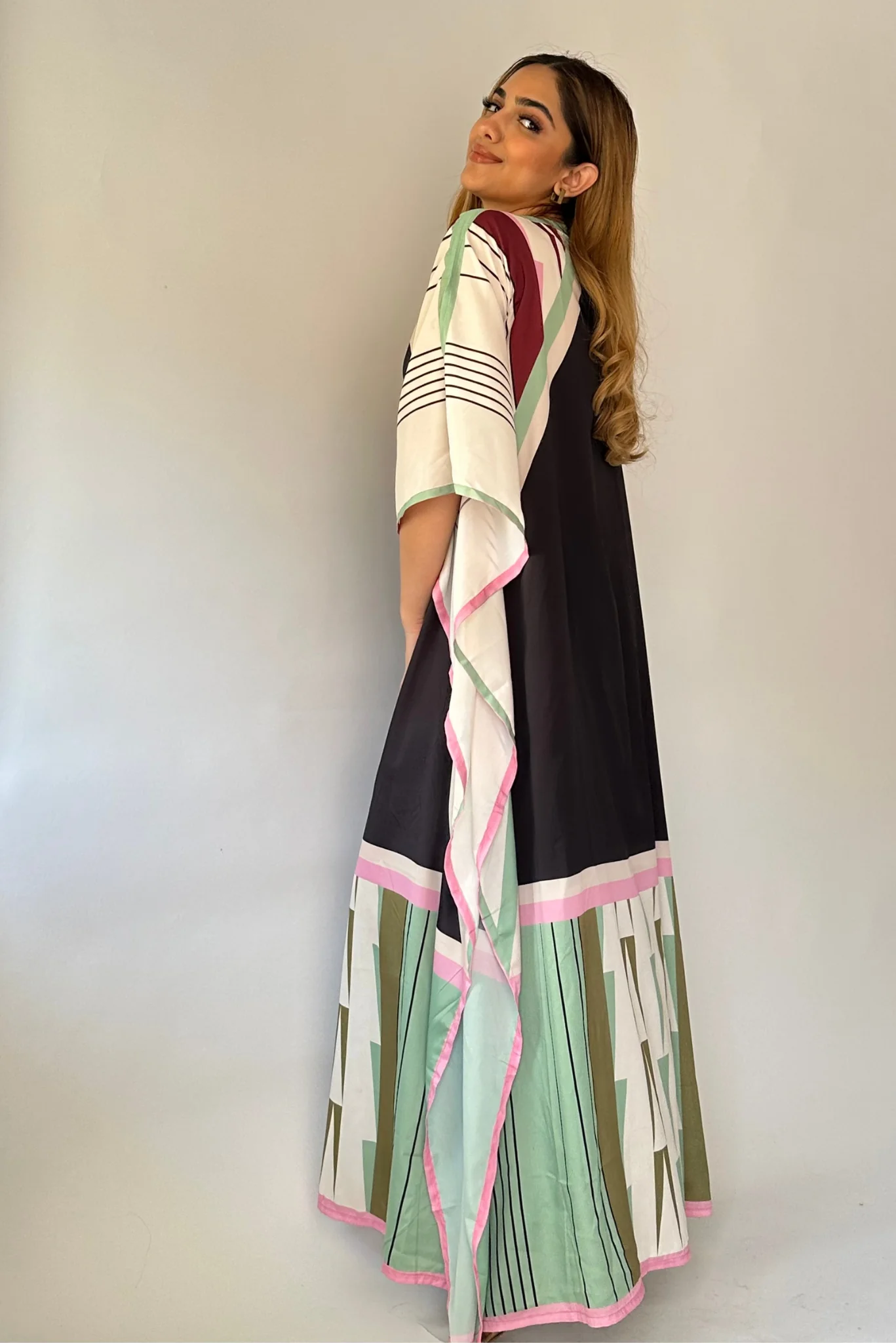 Elegant Black & Green Geometric Printed Kaftan