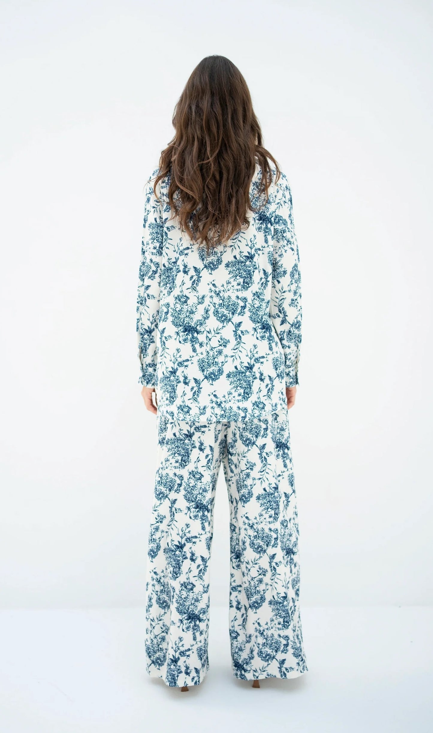 Classic Blue Floral Co-ord Set – Timeless Elegance in White & Indigo