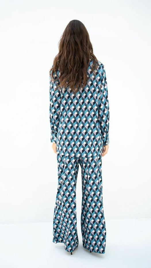 Geometric Cube Print Co-ord Set – Modern Luxe in Blue & Grey