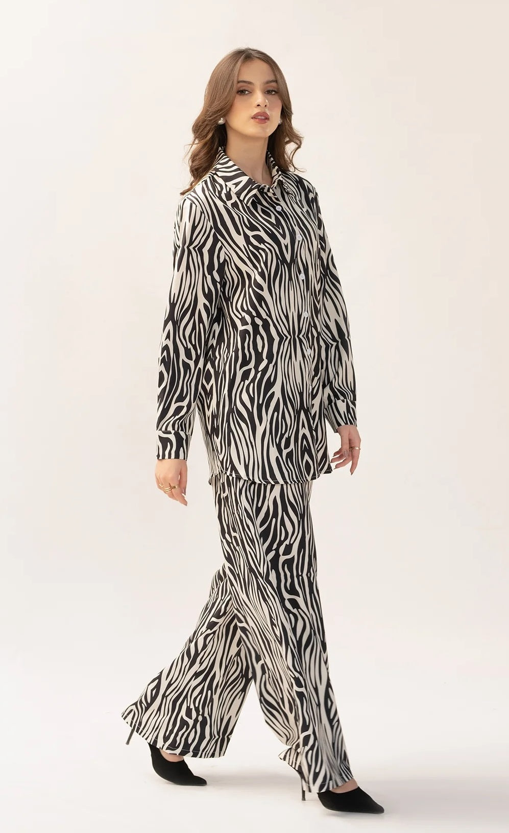 Monochrome Mirage Co-ord Set – Bold Zebra-Inspired Elegance