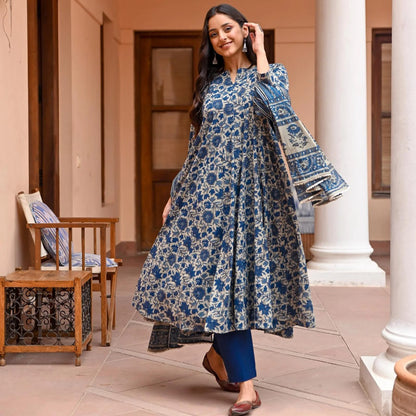 Navy Blue Printed Rayon Kurti Set with Pant & Dupatta – Elegant Ethnic Collection