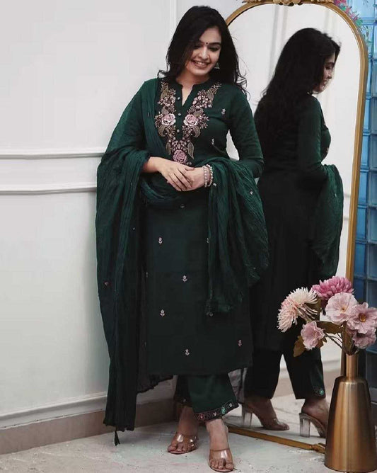 Slub Cotton Embroidered Suit Set – Emerald Bloom Edition