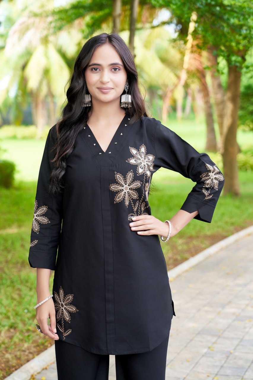 Premium Heavy Rayon Embroidered Kurti & Pant Set