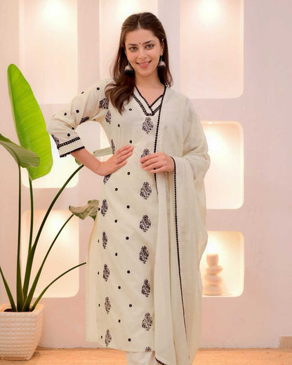 LayrLuxe “Ivory Classic Embroidered Tesla Set” – Kurta, Pant & Dupatta Set